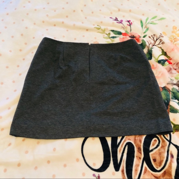 Kenneth Cole - Mini Skirt - Picture 2 of 3